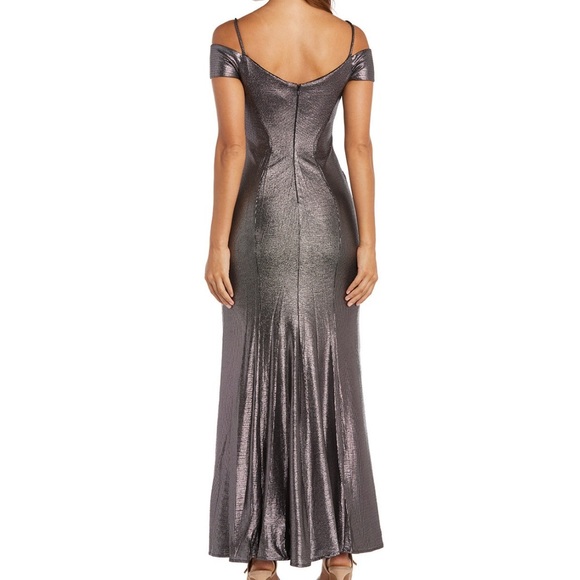 Nightway Petite Off Shoulder Metalic Gown Dress Size 4P - Picture 2 of 12
